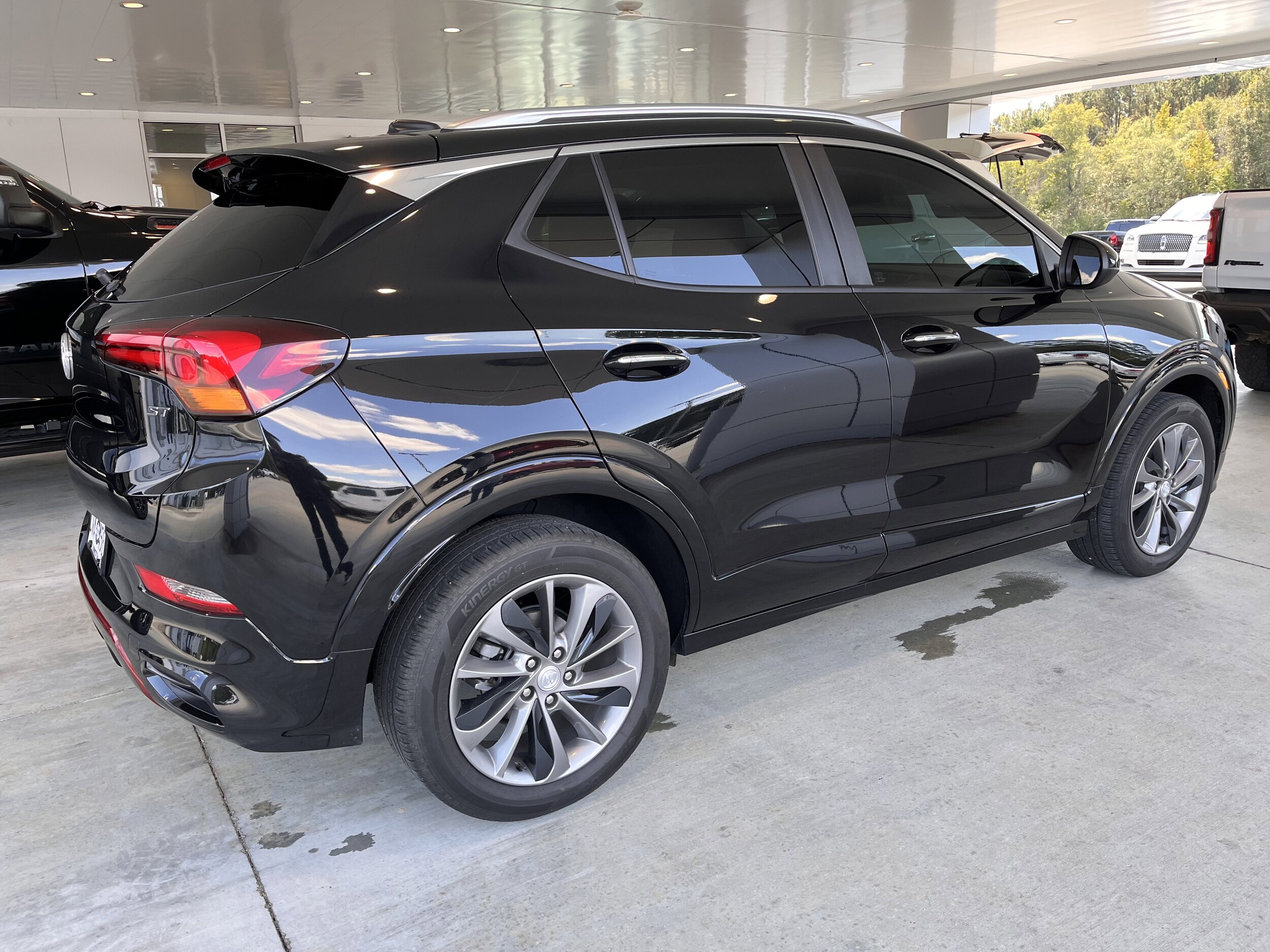 2022 Buick Encore GX Select photo 2