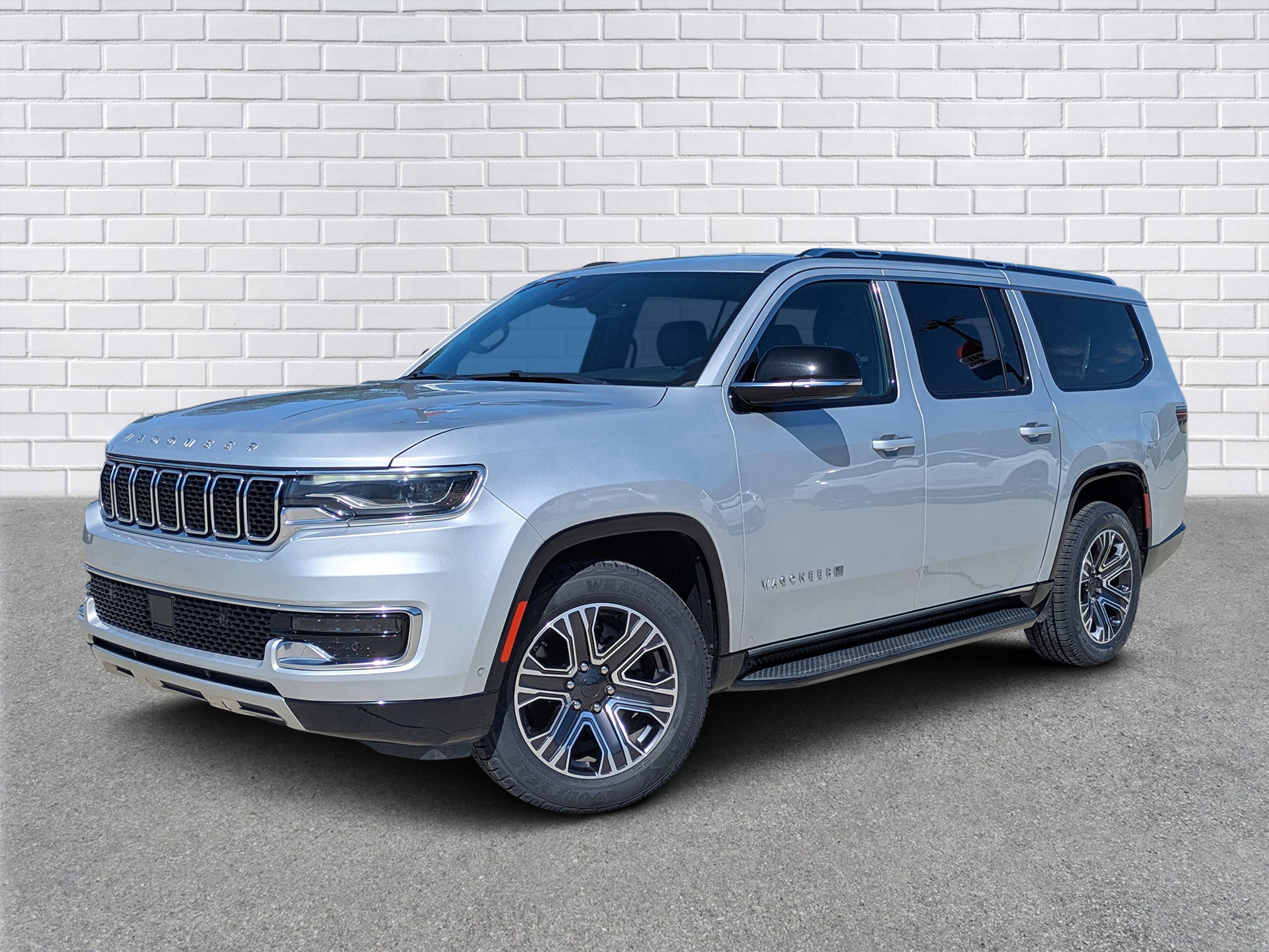 2024 Jeep Wagoneer L Series II 4WD's photo
