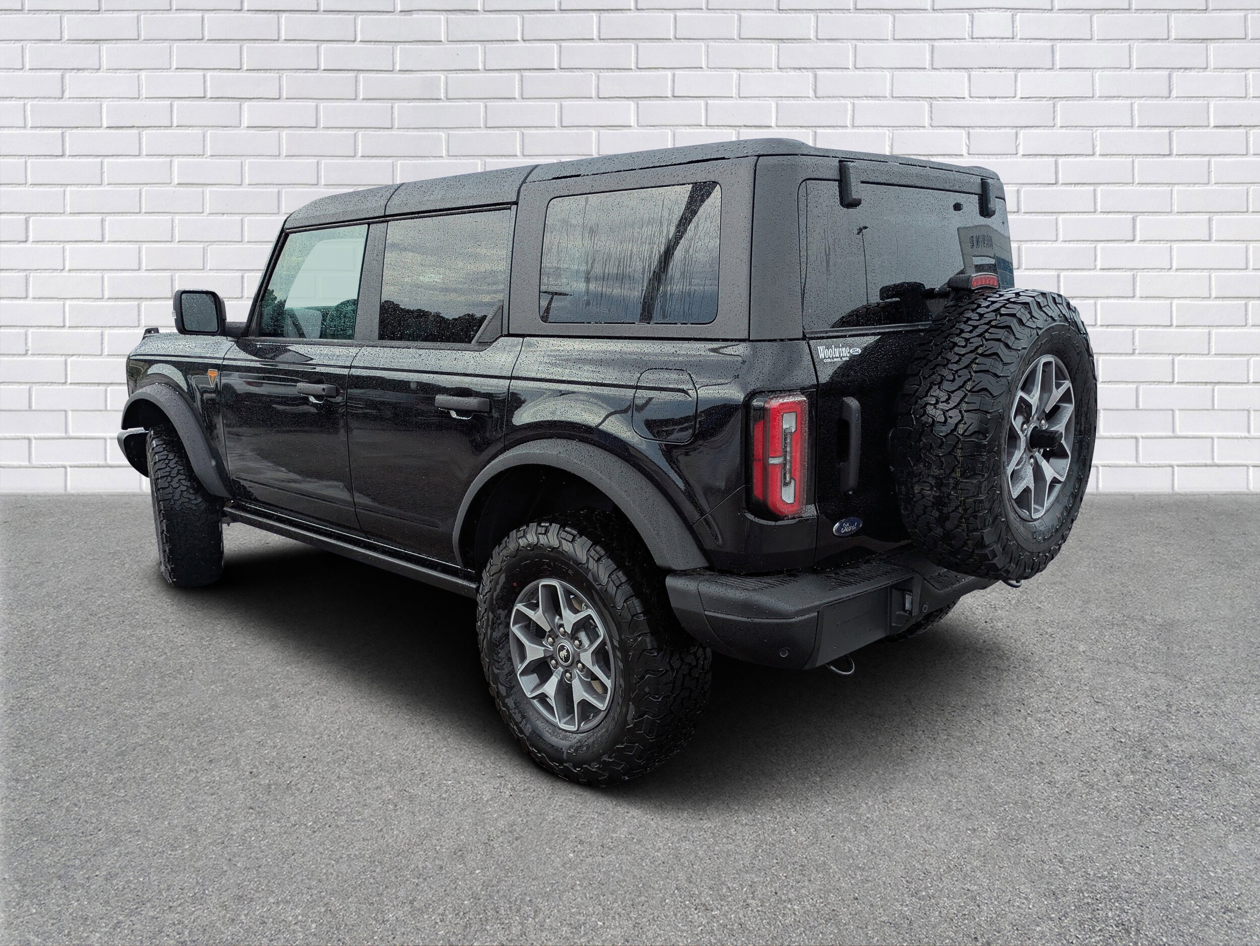 2025 Ford Bronco Badlands photo 3