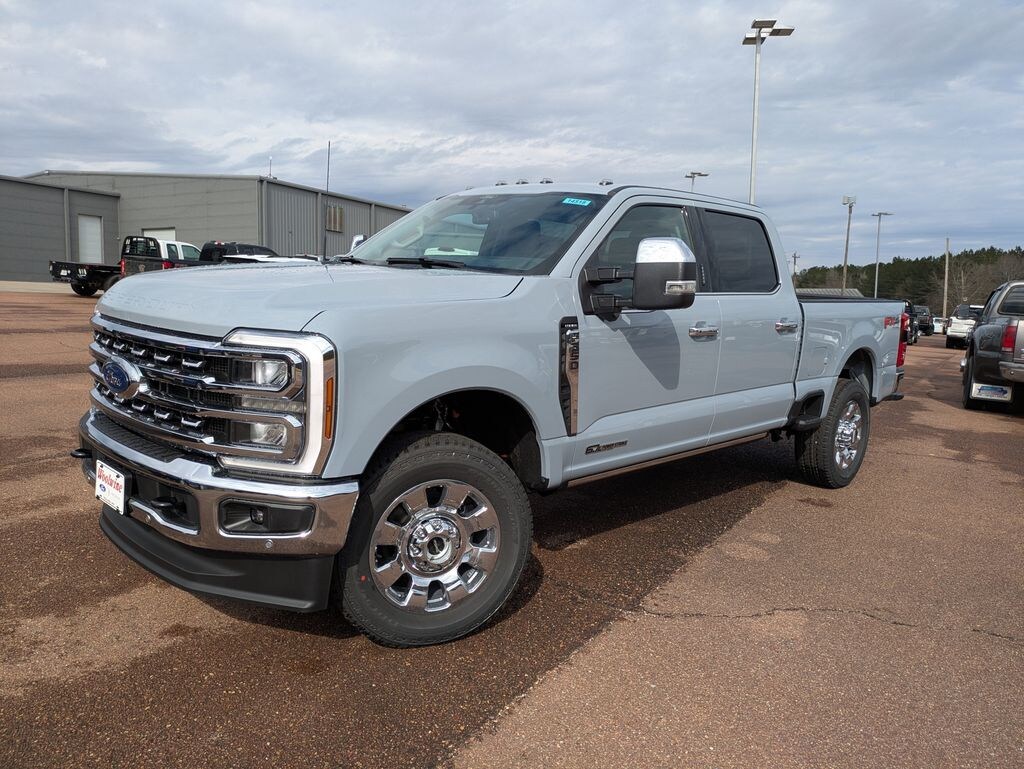 New 2026 Ford F-350 Lariat Truck Crew Cab