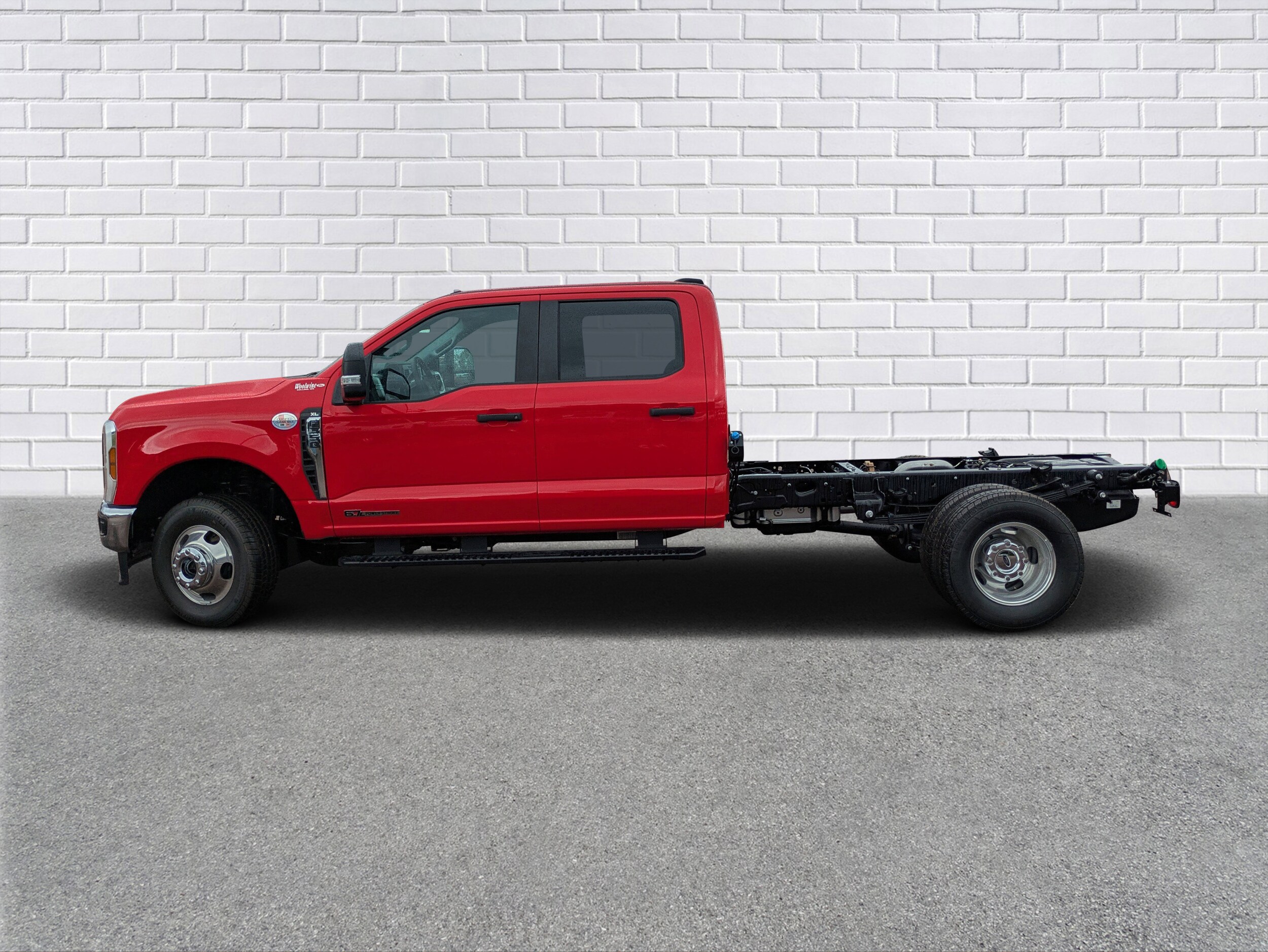 2026 Ford F-350 XL photo 2