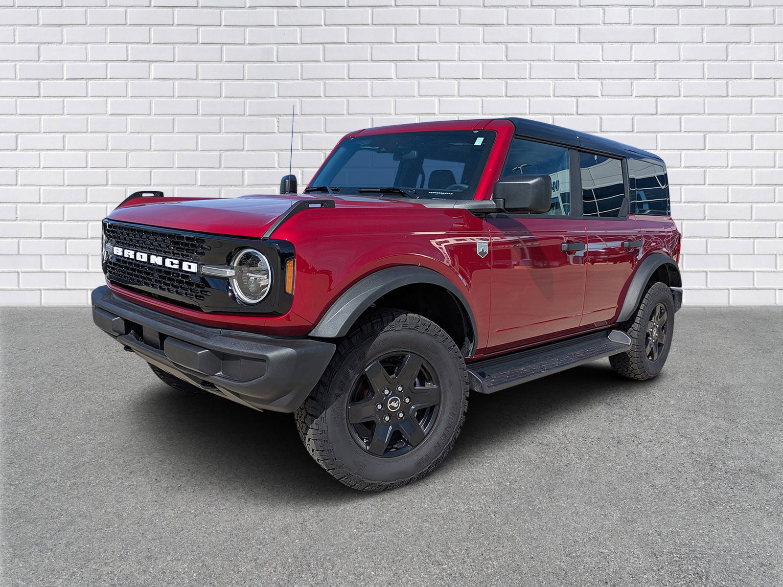 2025 Ford Bronco SUV 