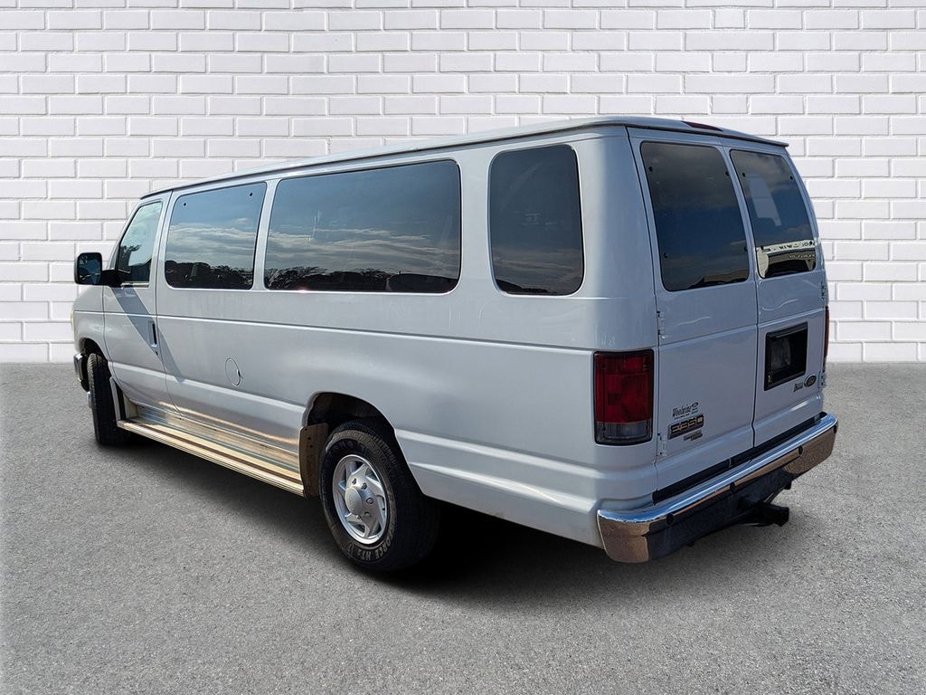 Used 2010 Ford E-350 Super Duty Wagon Extended Wagon
