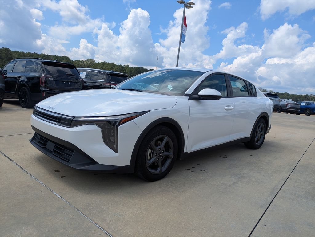 2025 Kia K4