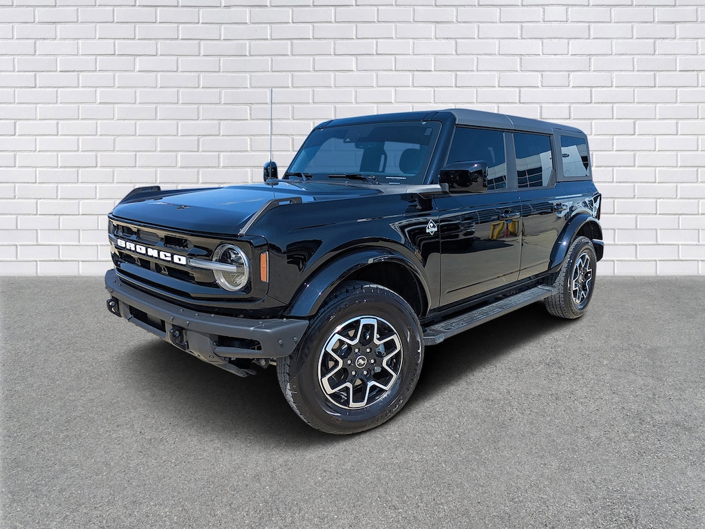 Used 2024 Ford Bronco Outer Banks SUV