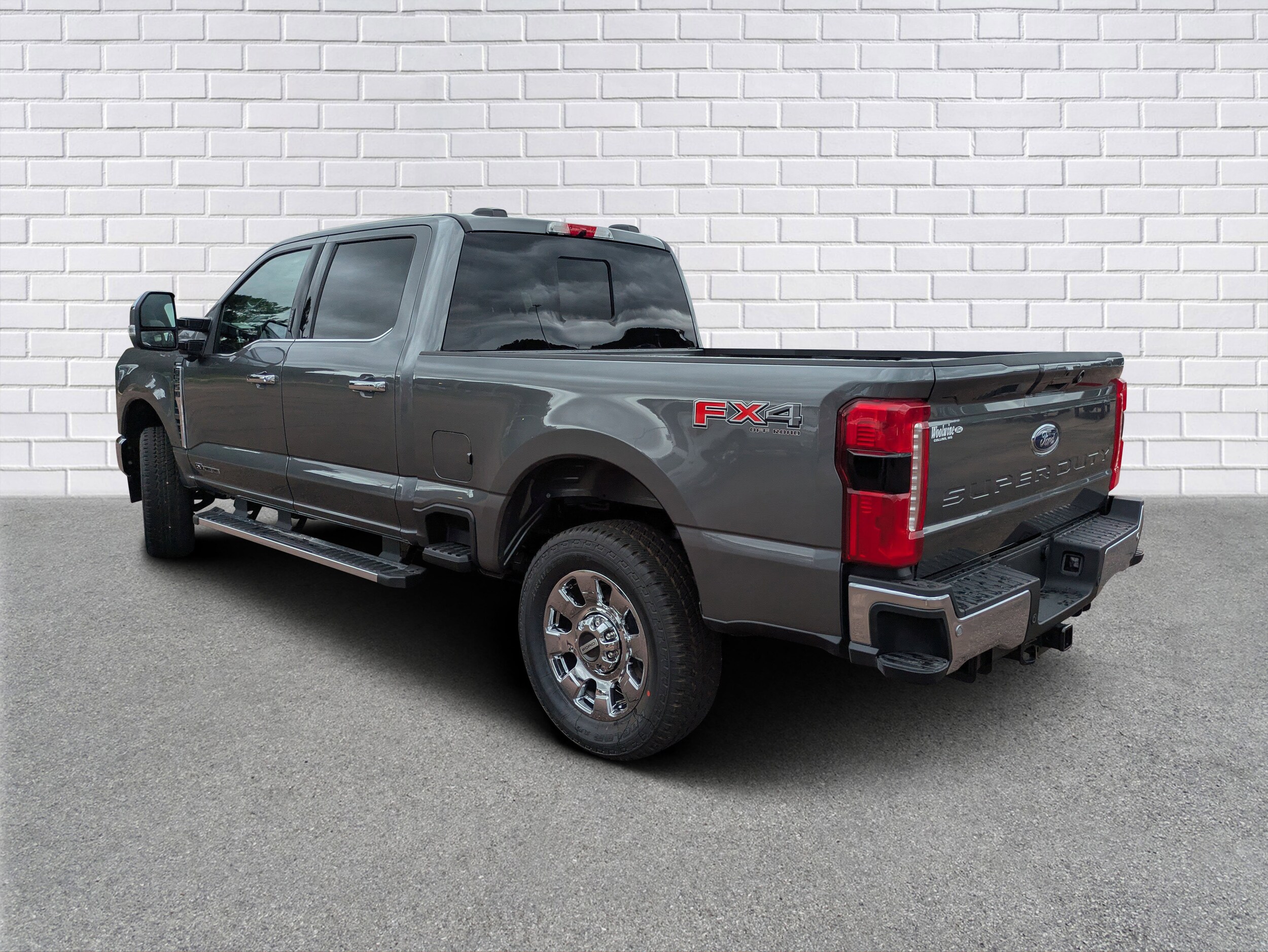 2026 Ford F-250 Lariat photo 3