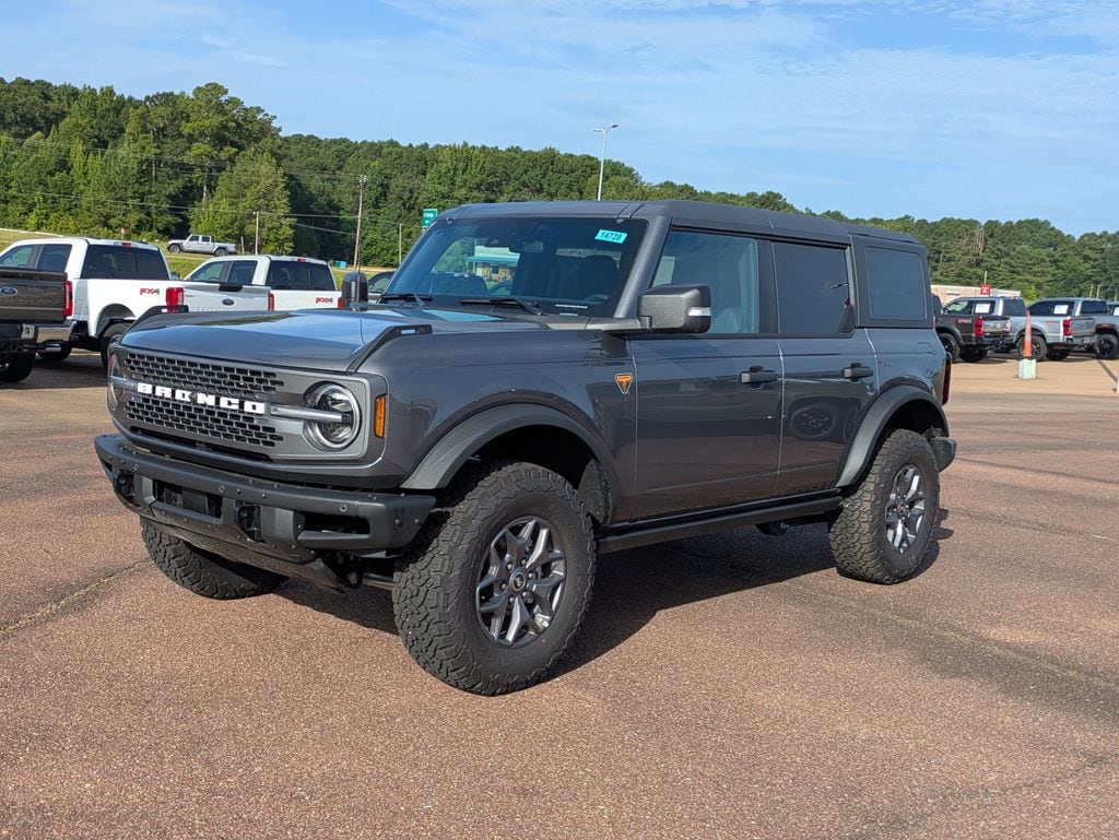 New 2025 Ford Bronco Badlands SUV