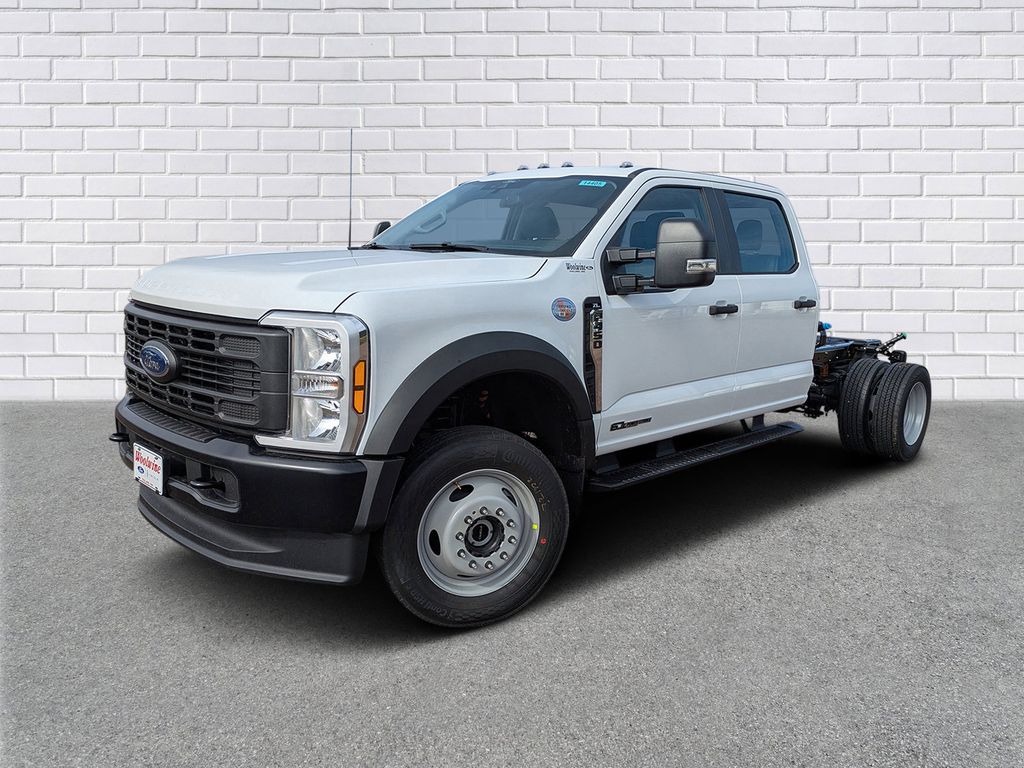2026 Ford F-450 Super Duty Chassis Cab XL's photo