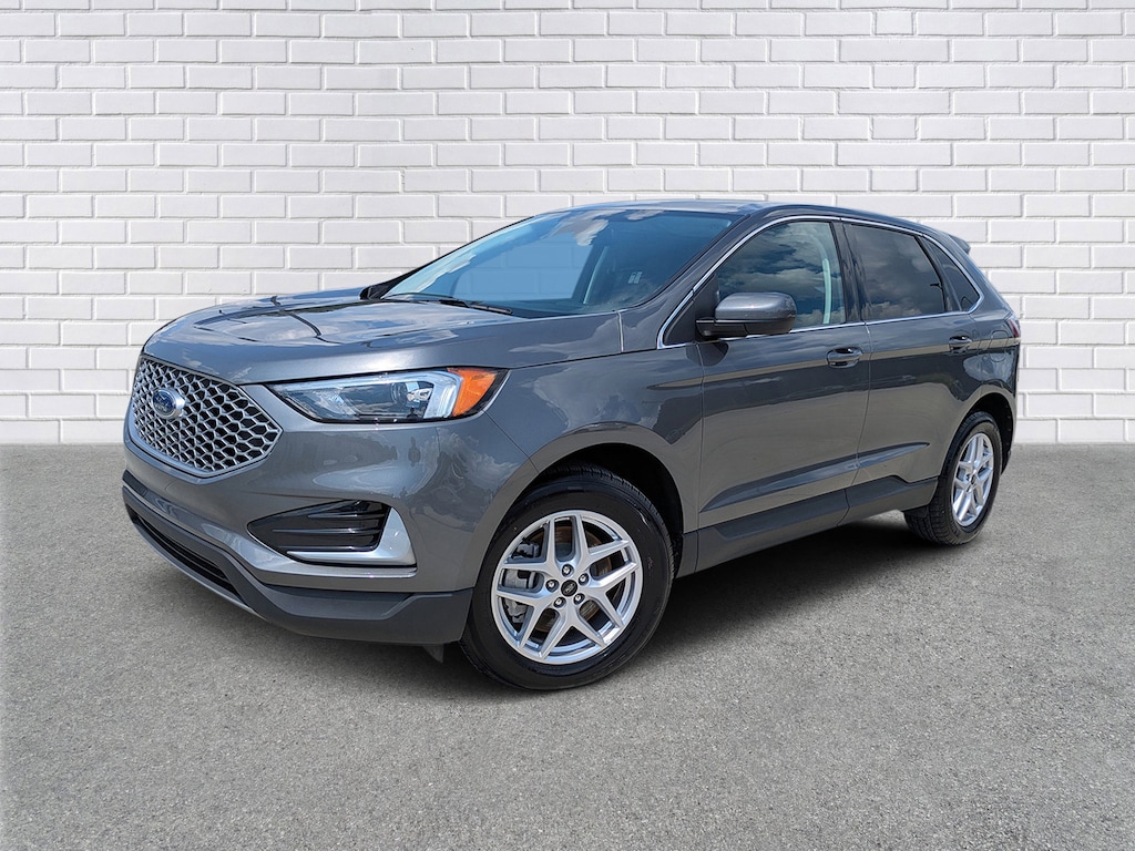 Used 2024 Ford Edge  SUV