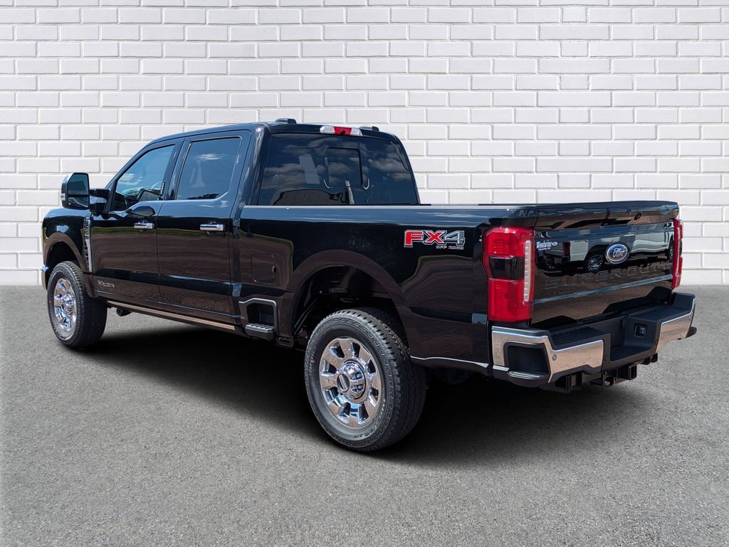 New 2026 Ford F-250 Lariat Truck Crew Cab