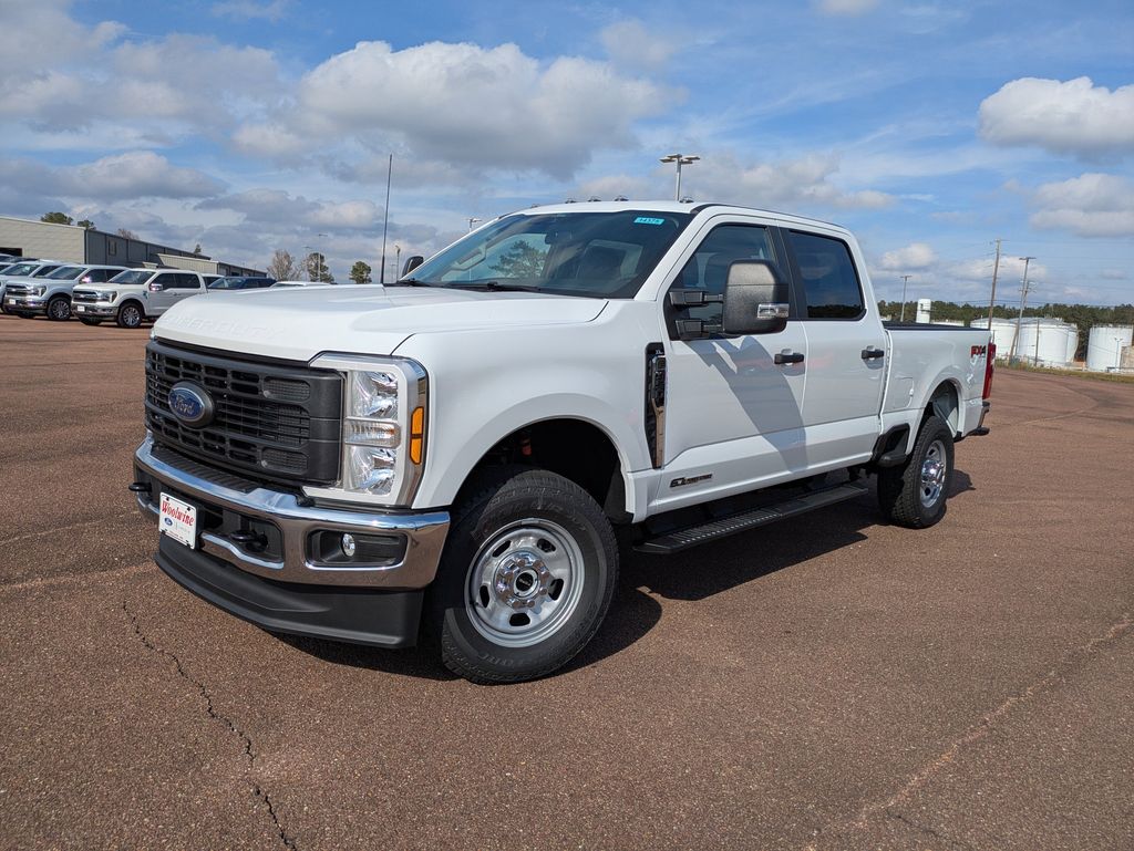 2026 Ford F-350 XL photo 4