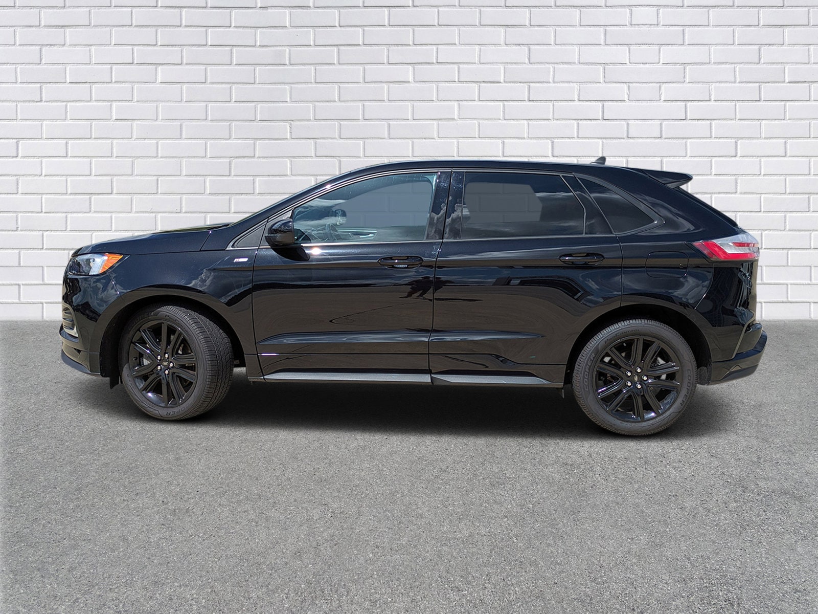 Used 2021 Ford Edge ST Line with VIN 2FMPK3J98MBA63788 for sale in Collins, MS