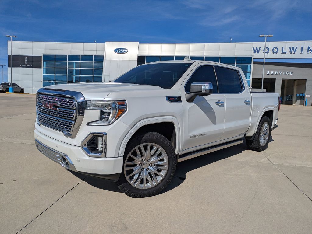 2019 GMC Sierra Denali's photo