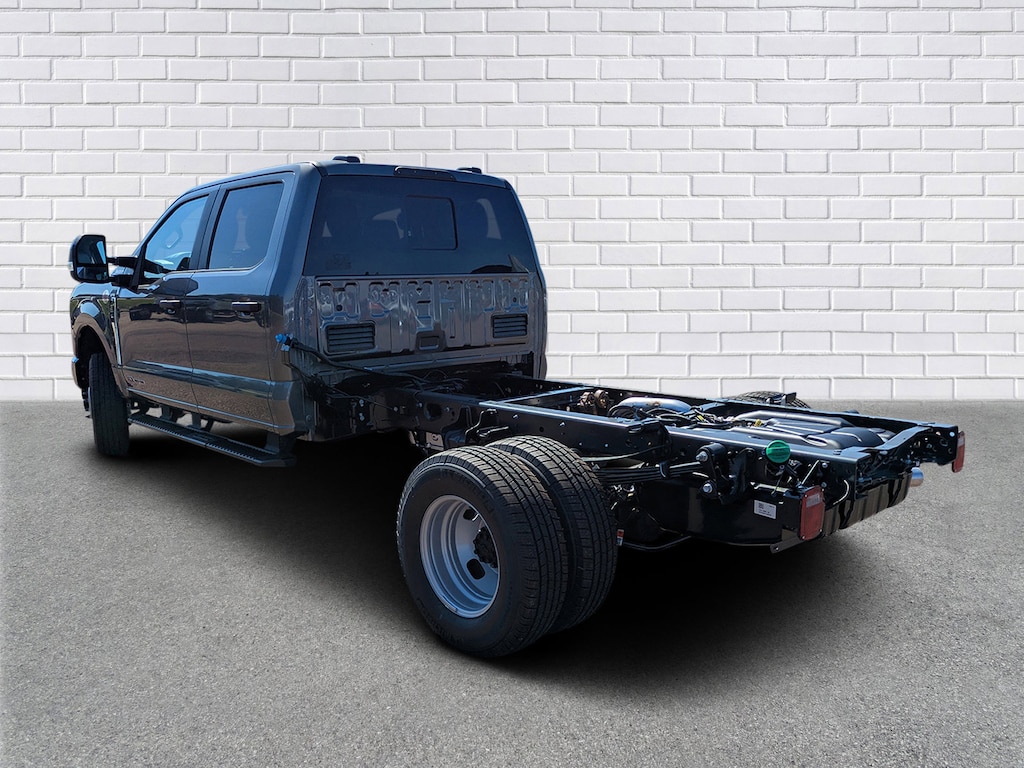 New 2026 Ford F-350 Chassis XL Truck Crew Cab