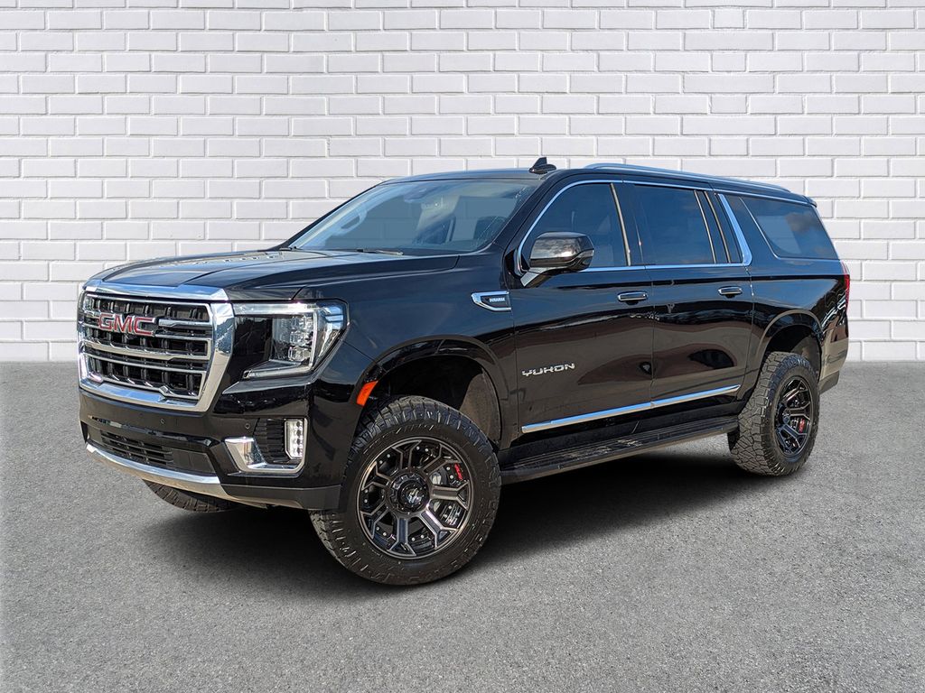 2023 GMC Yukon XL SLT's photo