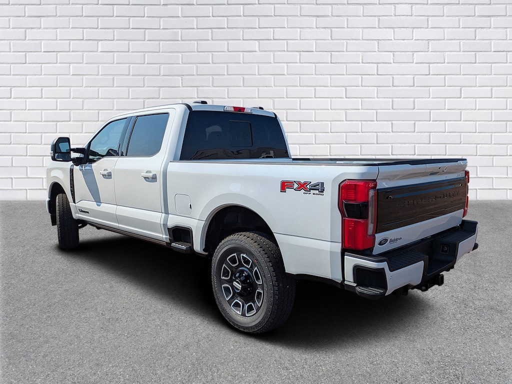 New 2026 Ford F-350 Platinum Truck Crew Cab
