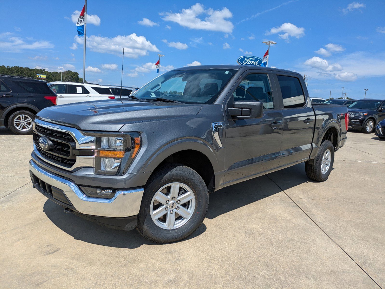 2023 Ford F-150 photo 4