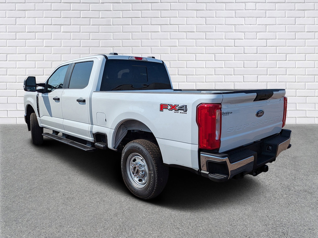 New 2026 Ford F-250 XL Truck Crew Cab