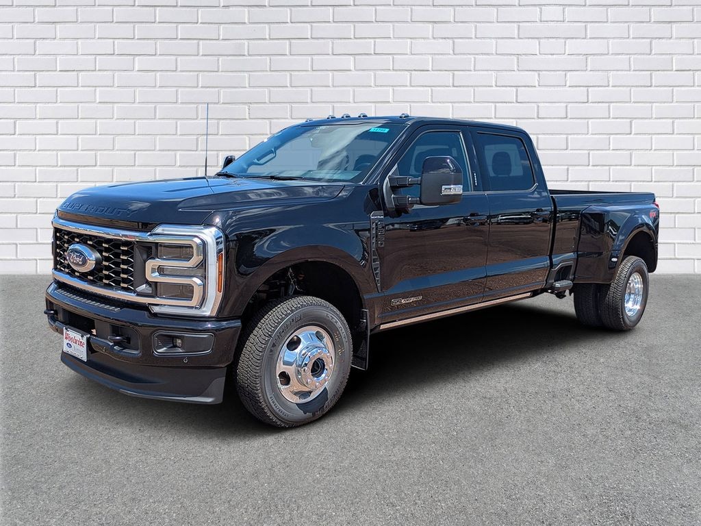 New 2026 Ford F-350 Platinum Truck Crew Cab