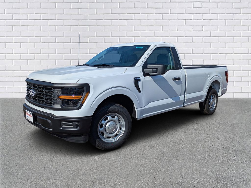 2025 Ford F-150 XL's photo