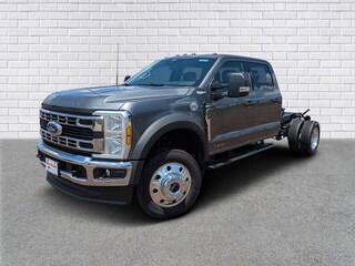 2025 Ford F-450 Chassis XLT Truck Crew Cab