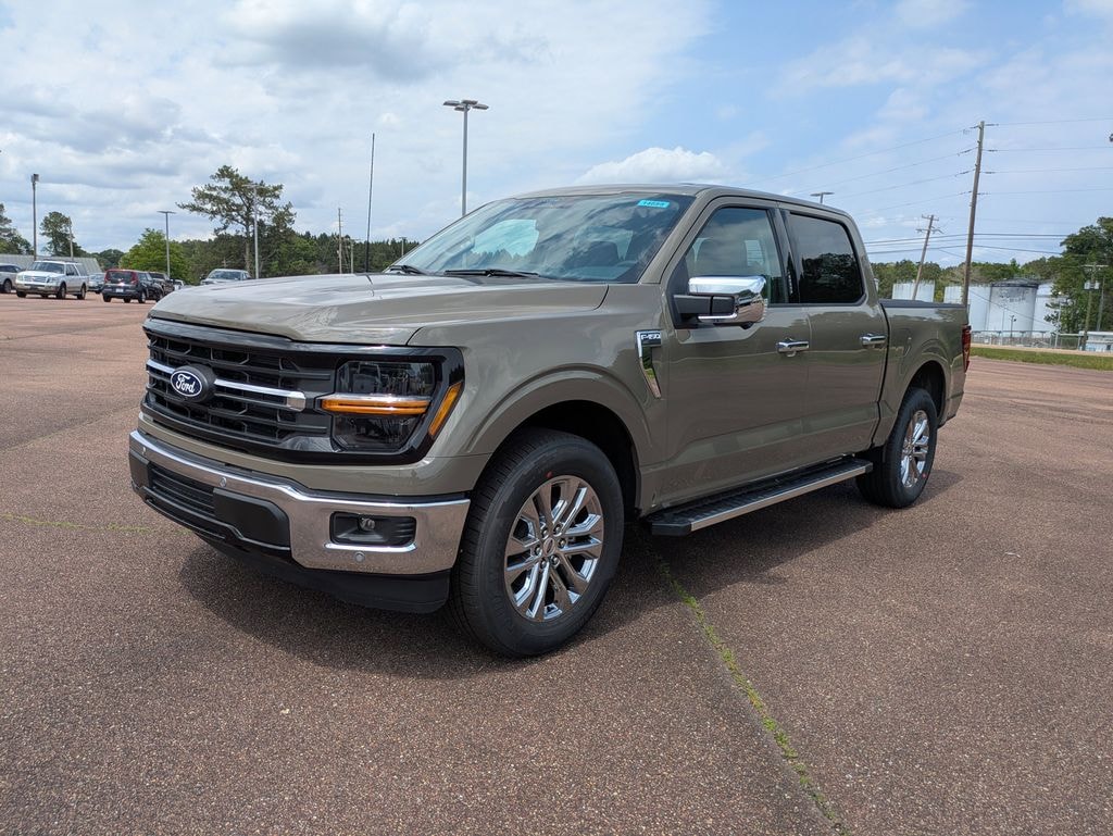 New 2026 Ford F-150 XLT Truck SuperCrew Cab