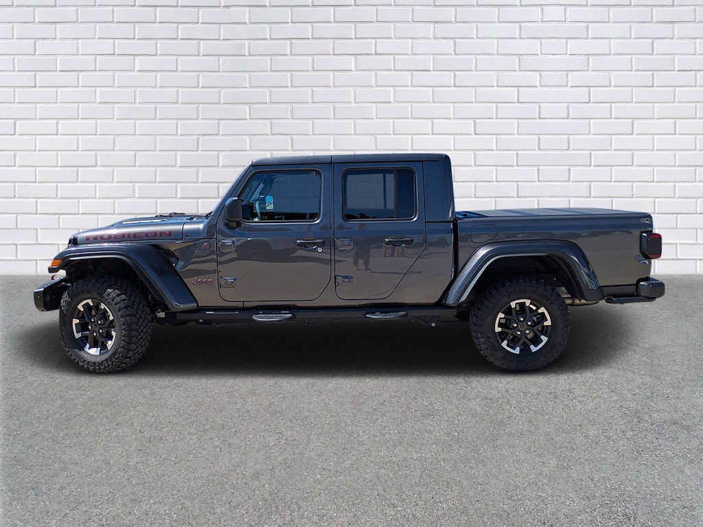 Used 2024 Jeep Gladiator Rubicon Truck Crew Cab