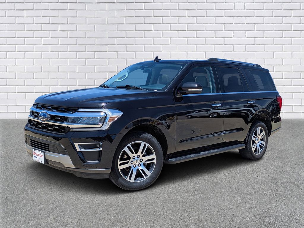 2024 Ford Expedition Limited's photo