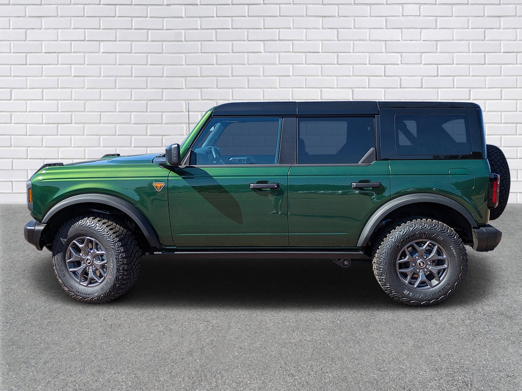 New 2025 Ford Bronco Badlands SUV