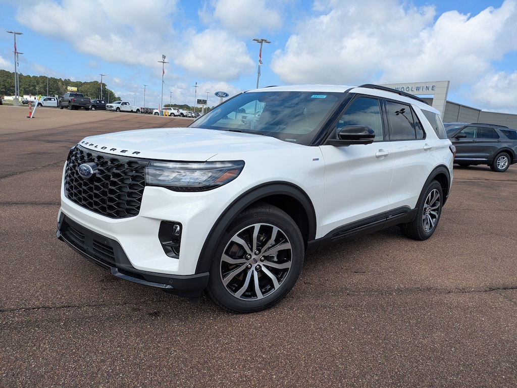 New 2025 Ford Explorer ST-Line SUV