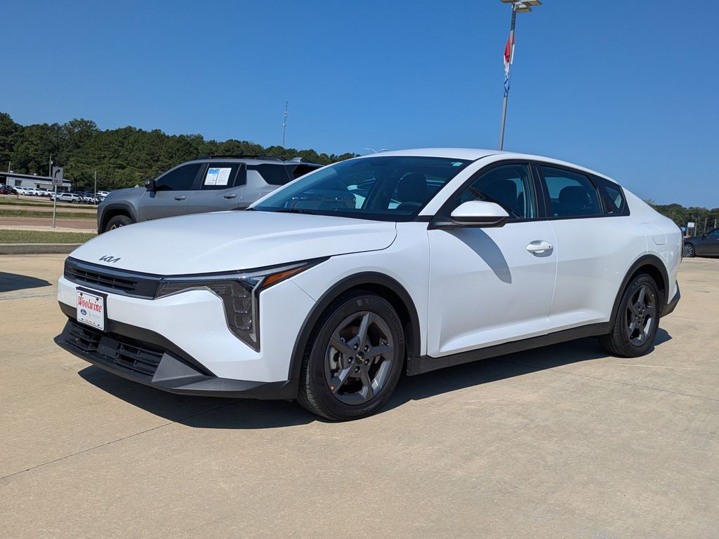 2025 Kia K4