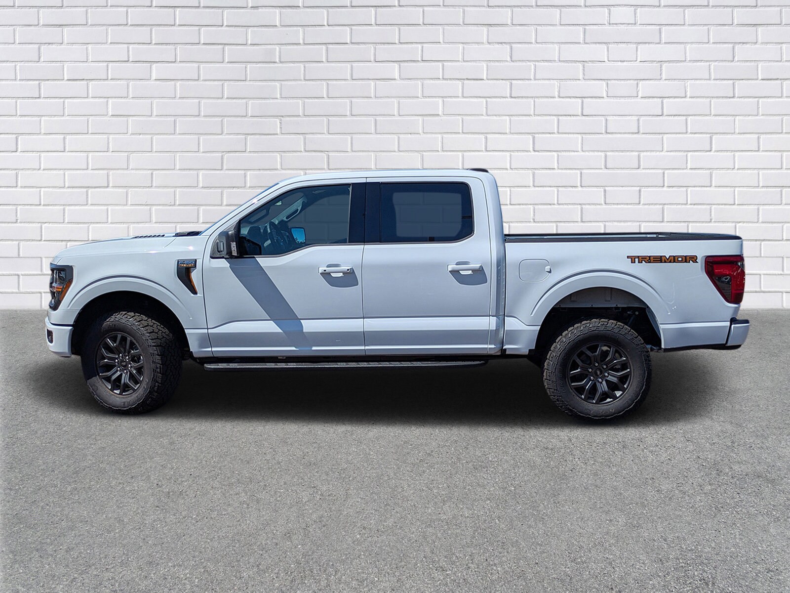 2025 Ford F-150 Tremor photo 2
