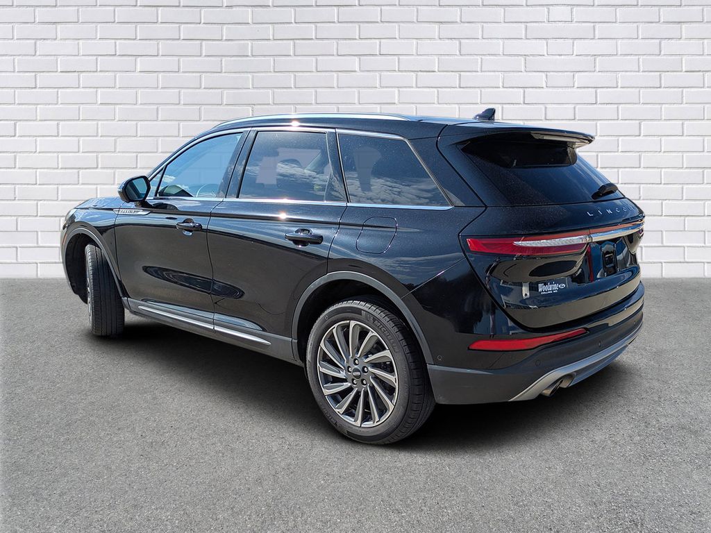 2023 Lincoln Corsair Reserve photo 3