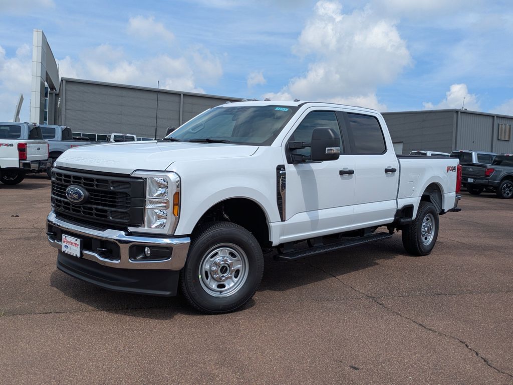 2026 Ford F-250 XL 4x4 Crew Cab 6-3/4' Box's photo