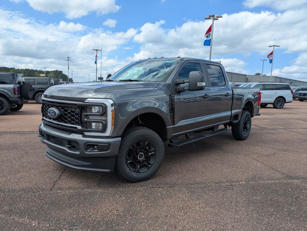 2026 Ford F-350 Truck Crew Cab 