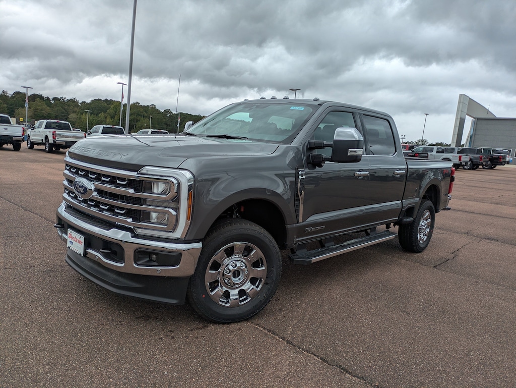 New 2026 Ford F-250 Lariat Truck Crew Cab