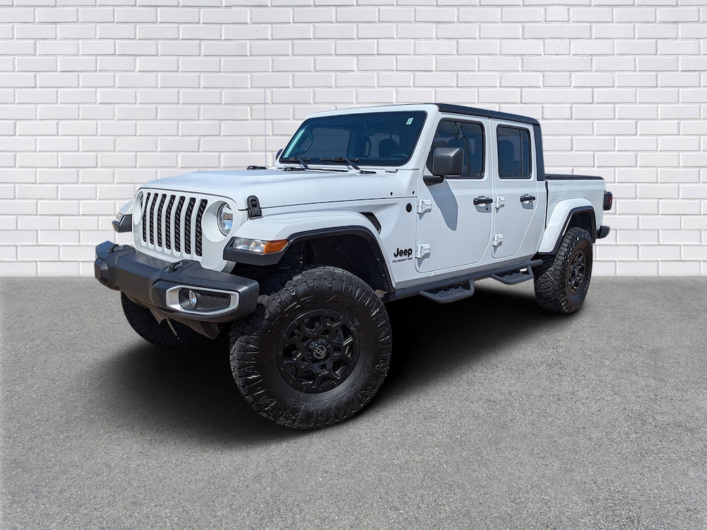 Used 2021 Jeep Gladiator Sport Truck Crew Cab
