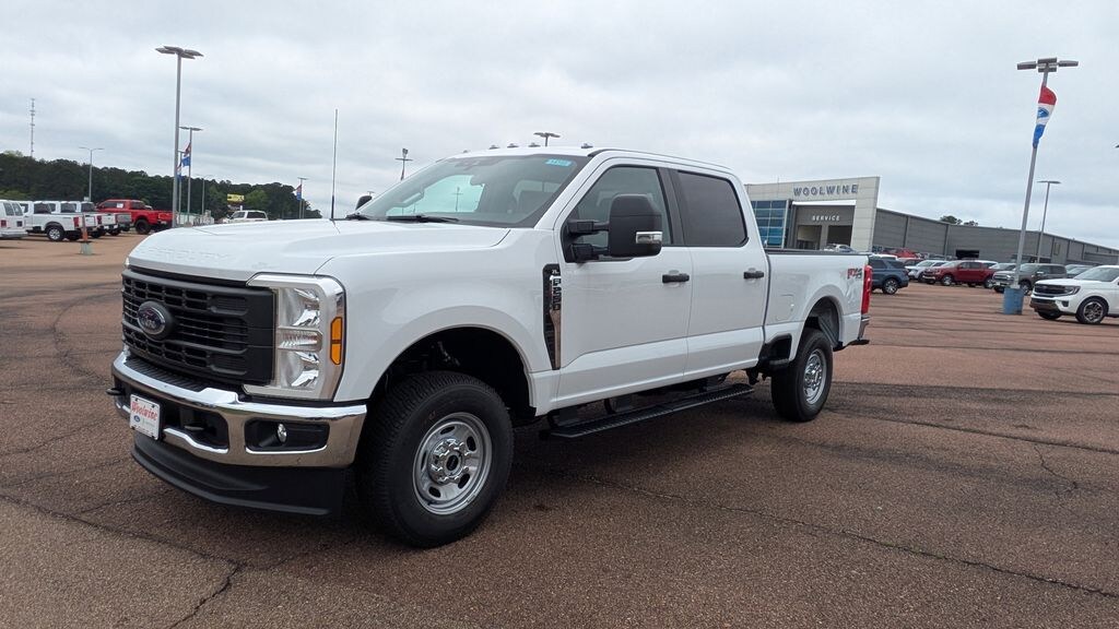 New 2026 Ford F-250 XL Truck Crew Cab