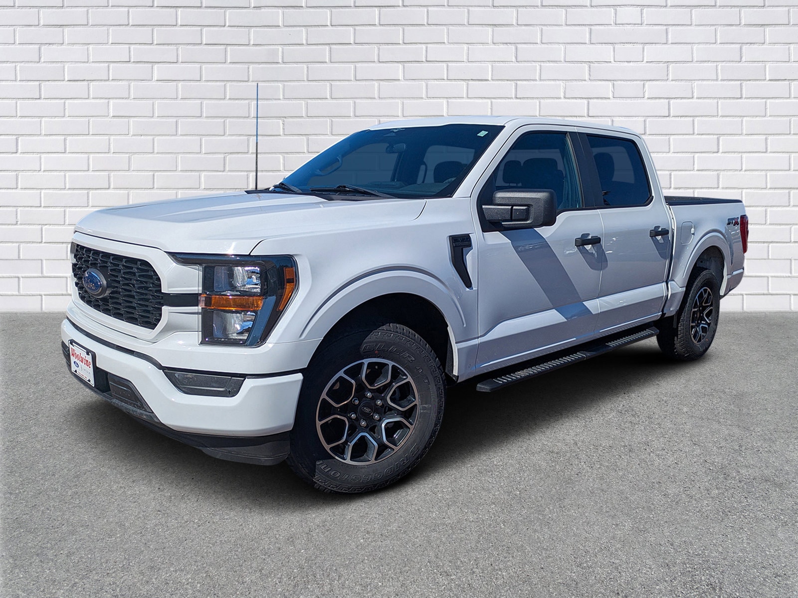 2023 Ford F-150 XL's photo