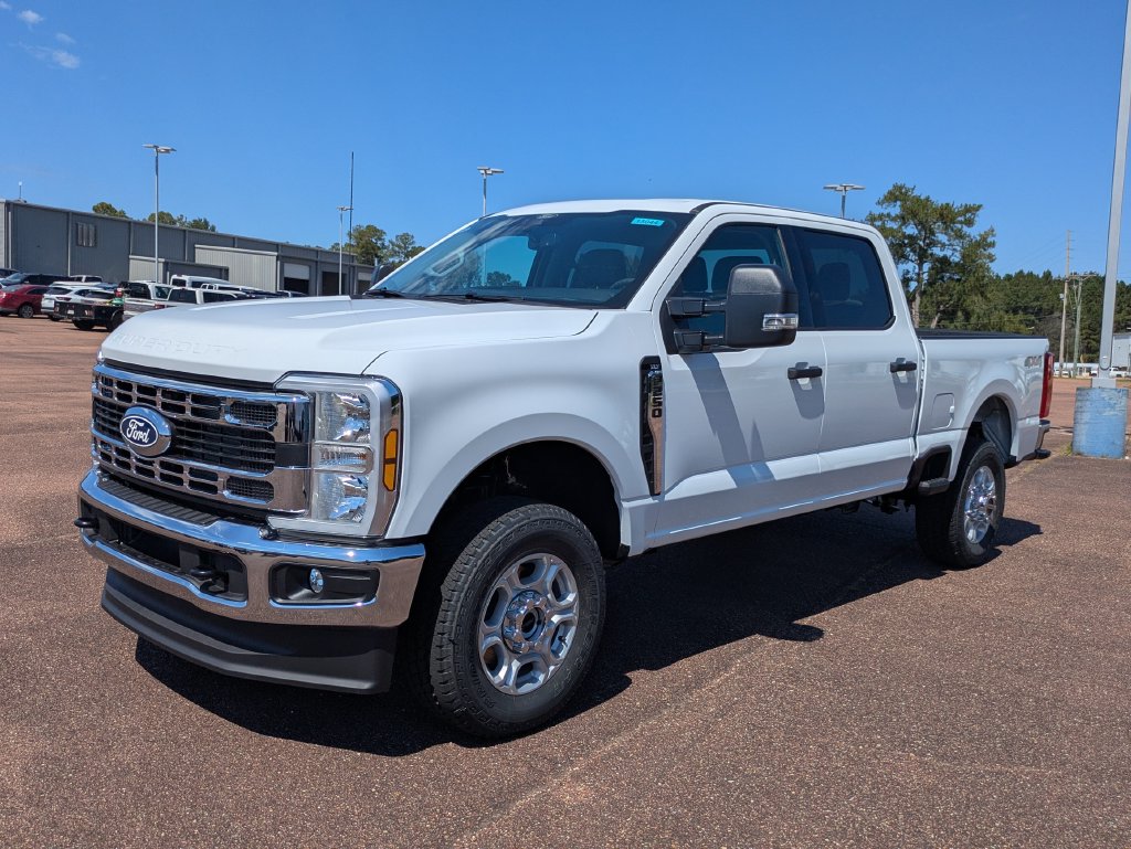 2027 Ford F-250 Super Duty XLT