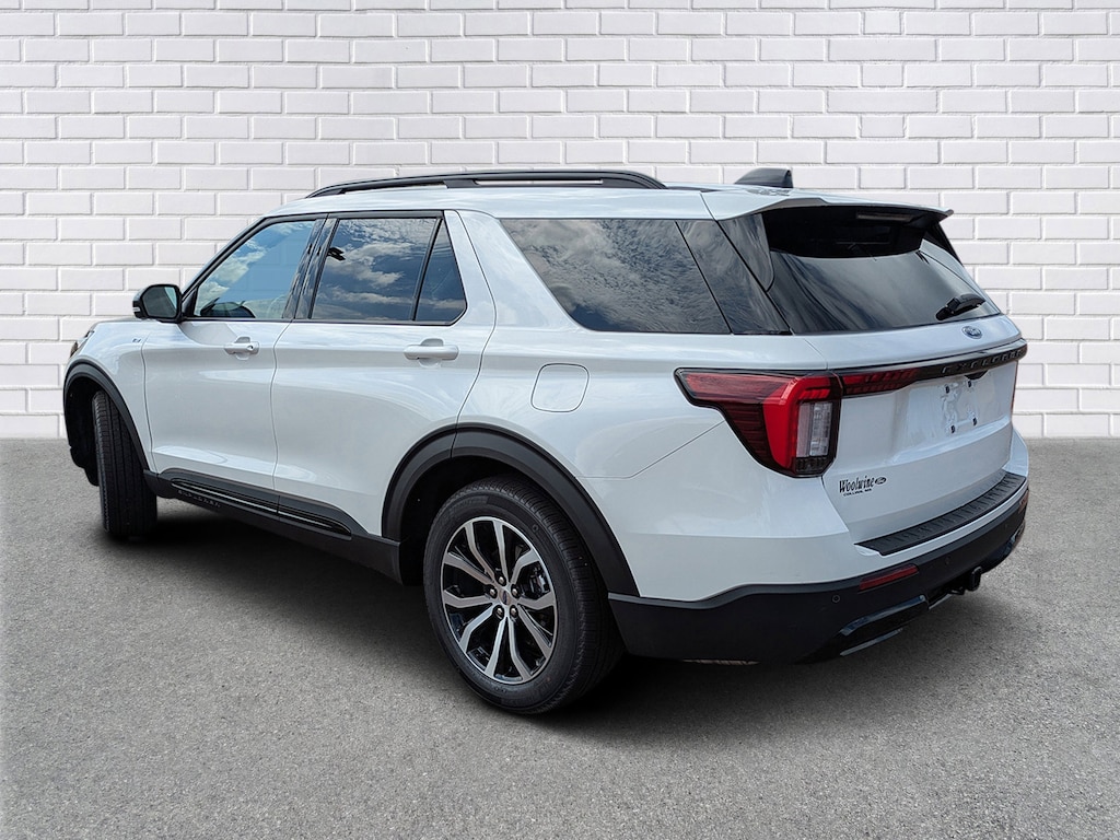New 2025 Ford Explorer ST-Line SUV