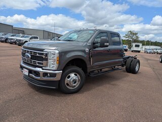 2026 Ford F-350 Chassis Truck Crew Cab