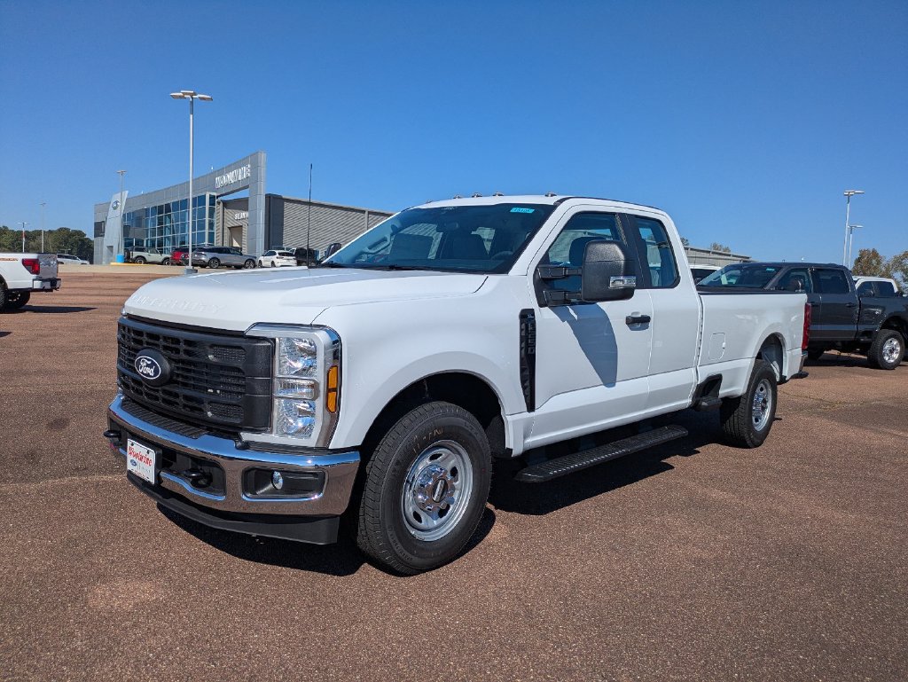 2027 Ford F-250 Super Duty XL