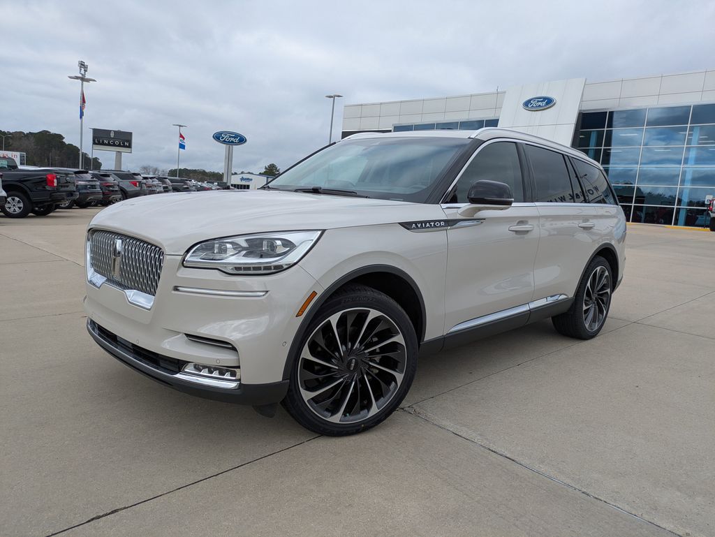 2022 Lincoln Aviator Reserve's photo