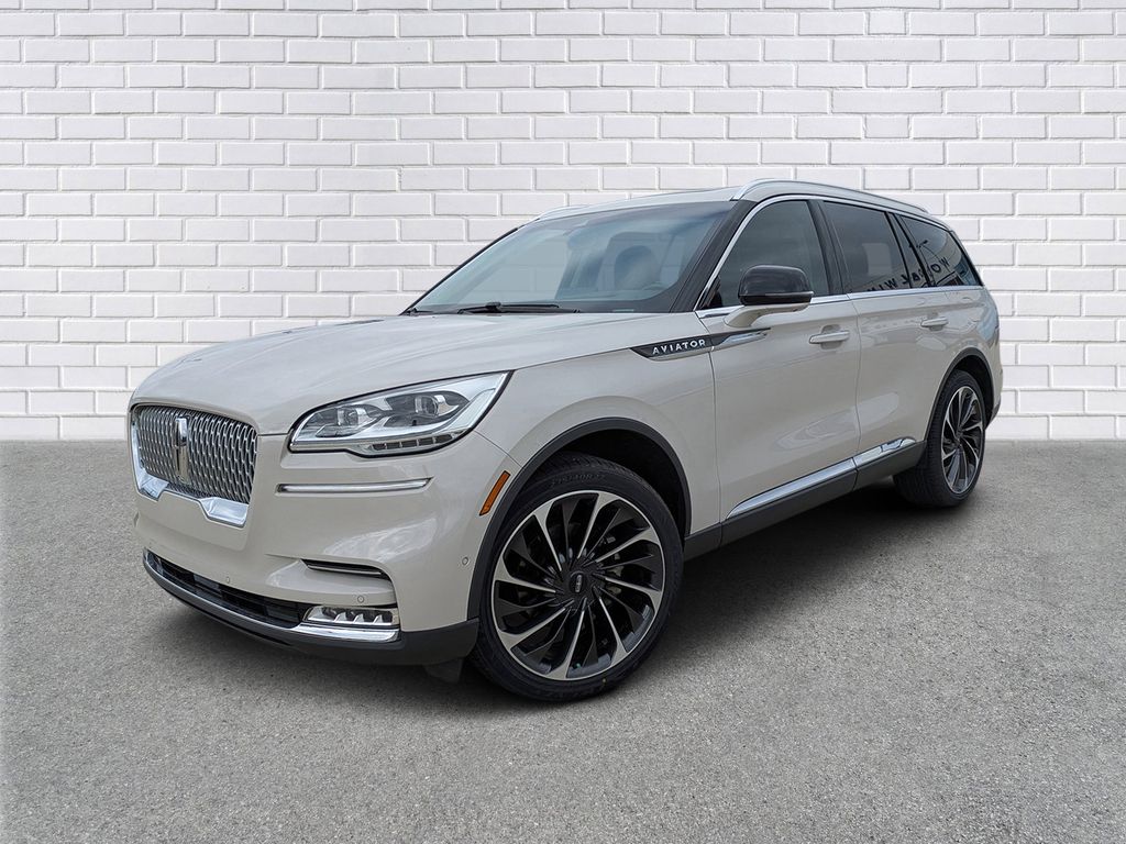 2022 Lincoln Aviator Reserve's photo