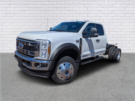 2025 Ford F-450 Chassis XLT Truck Super Cab