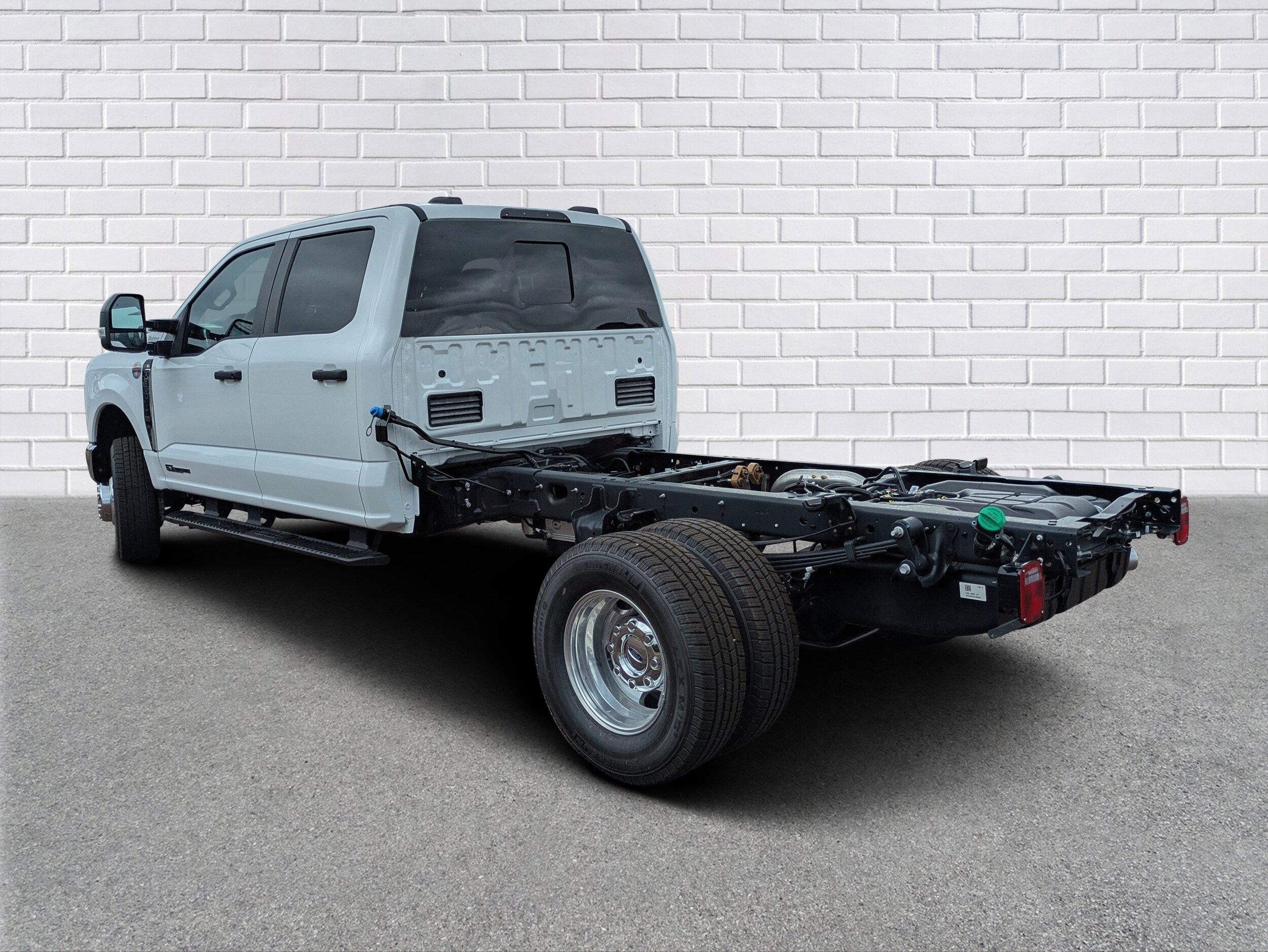 2026 Ford F-350 XL photo 3