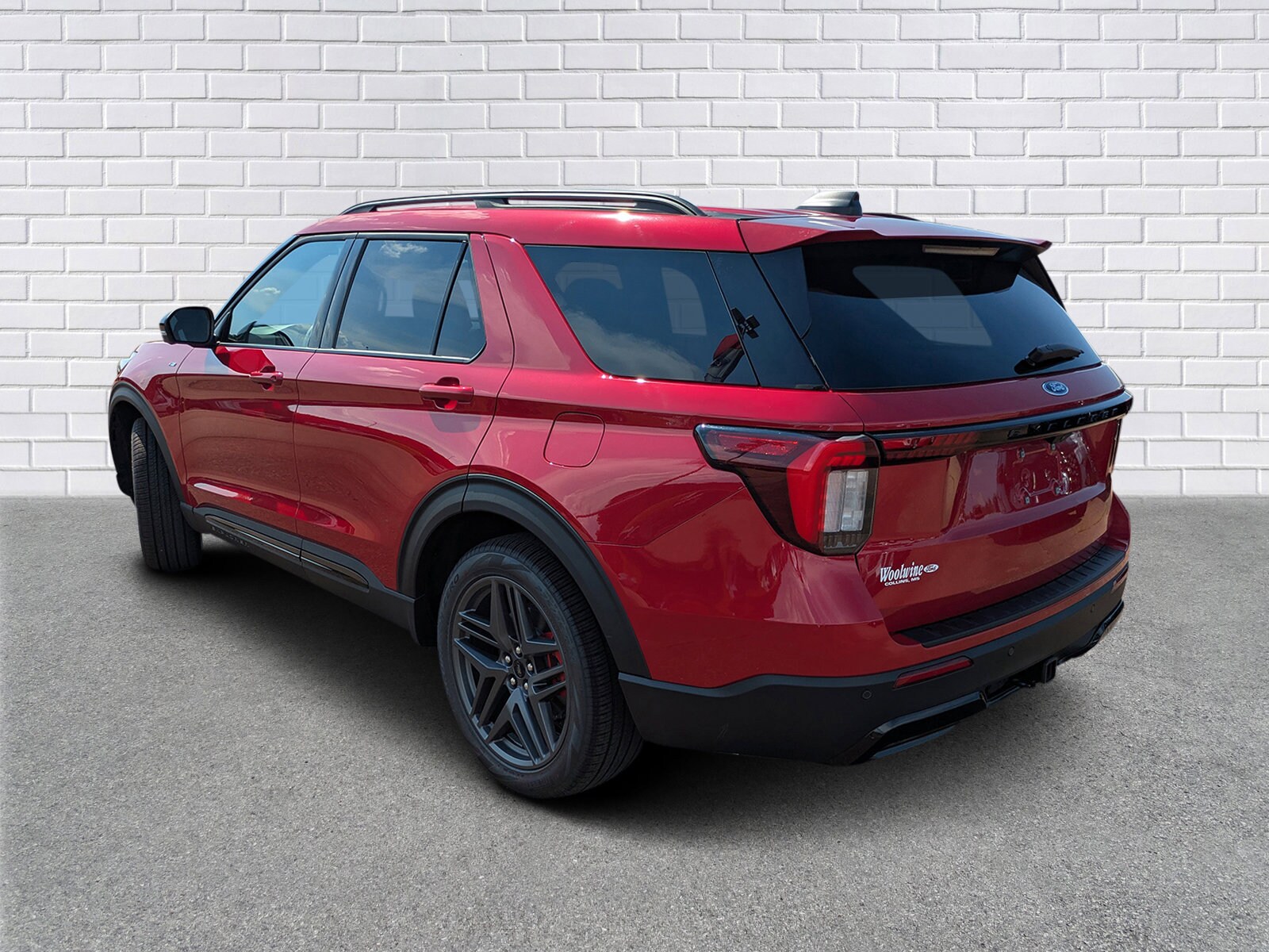 2025 Ford Explorer ST-Line photo 3