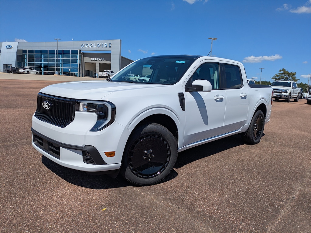 New 2025 Ford Maverick Lobo Standard Truck SuperCrew
