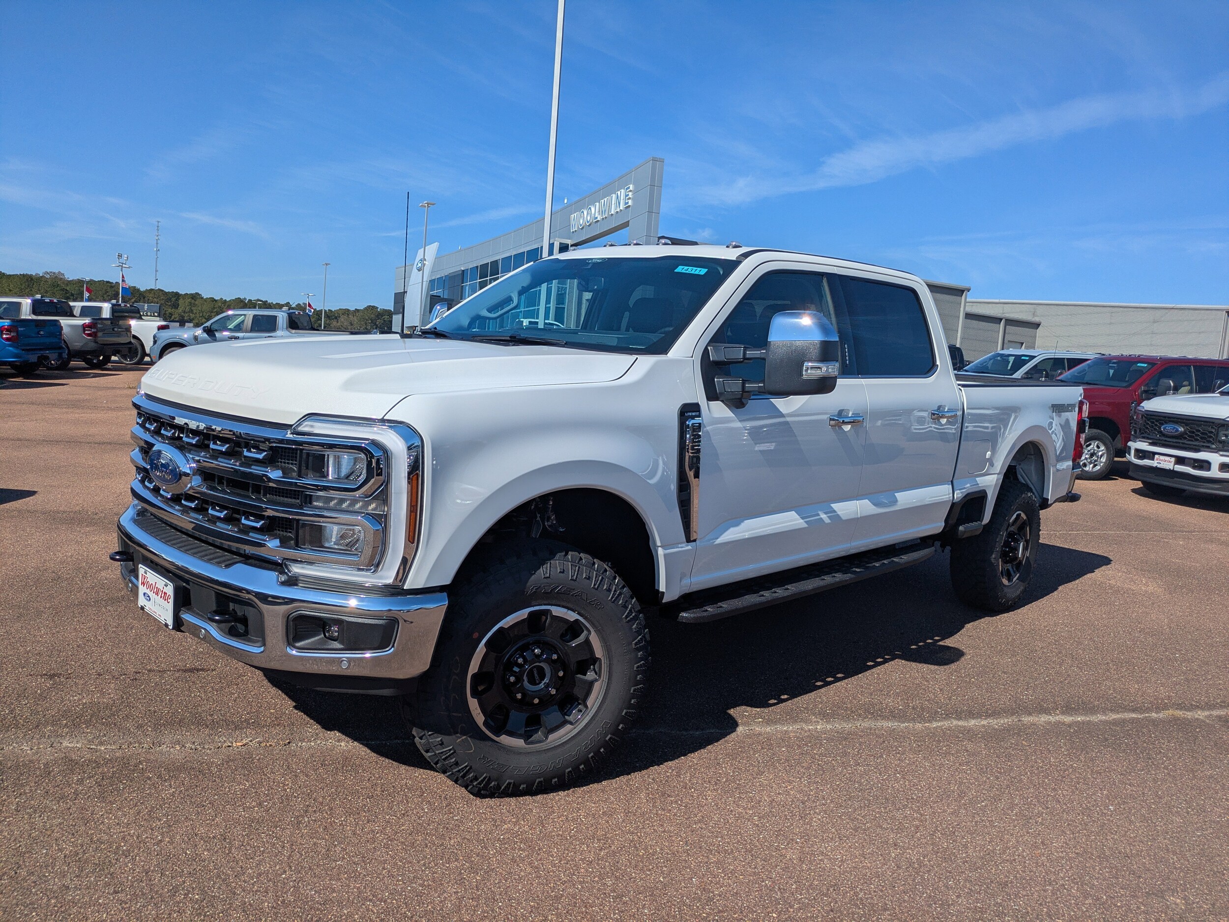 2026 Ford F-250 Lariat photo 4